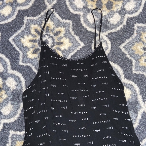 Black romper / white pattern romper - Picture 2 of 8